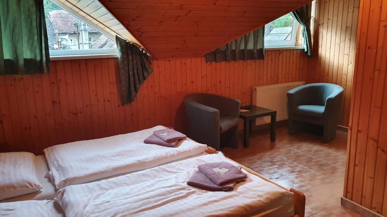 Penzion Pri Studnicke Omastina Zewnętrze zdjęcie