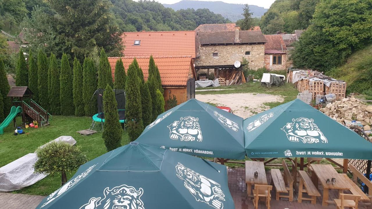 Penzion Pri Studnicke Omastina Zewnętrze zdjęcie